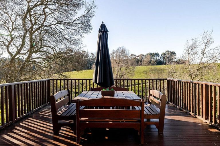 Photo of property in 502 Stoney Creek Road, Kelvin Grove, Palmerston North, 4470