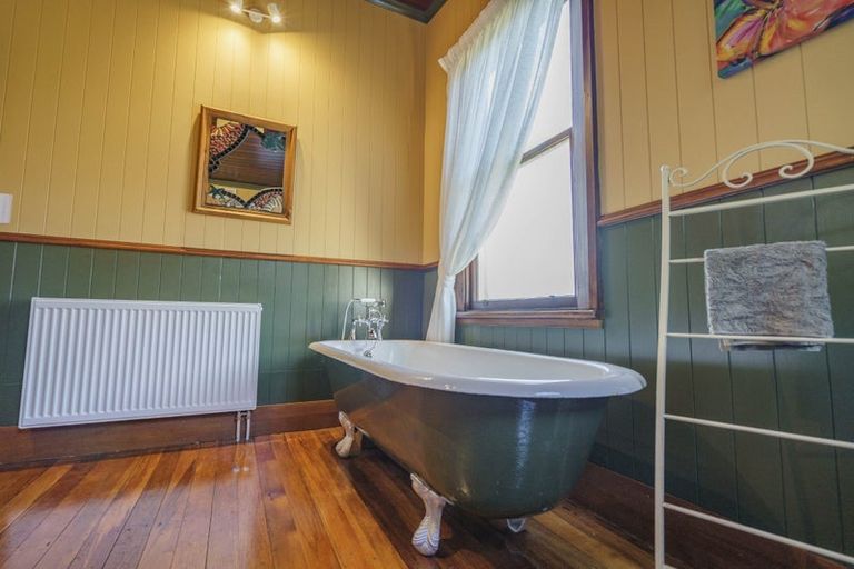 Photo of property in 3 Castle Street, Riverton/aparima, Riverton, 9822
