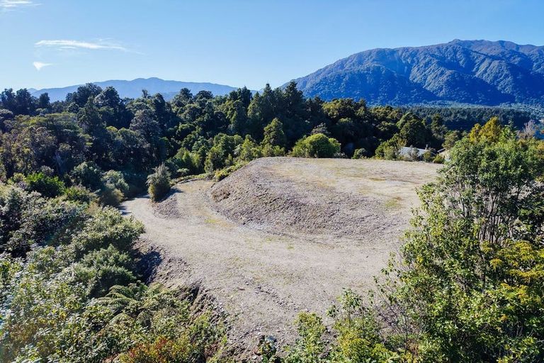 Photo of property in 1294 Lake Kaniere Road, Lake Kaniere, Kokatahi, 7881
