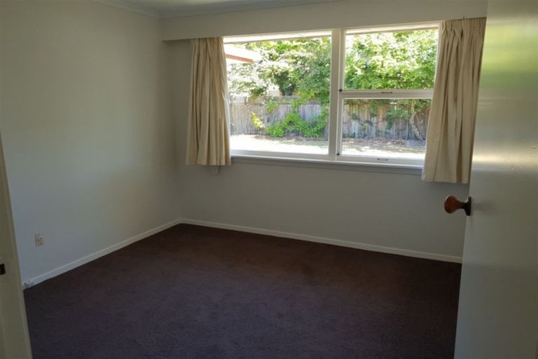 Photo of property in 32 Golf Links Road, Shirley, Christchurch, 8061
