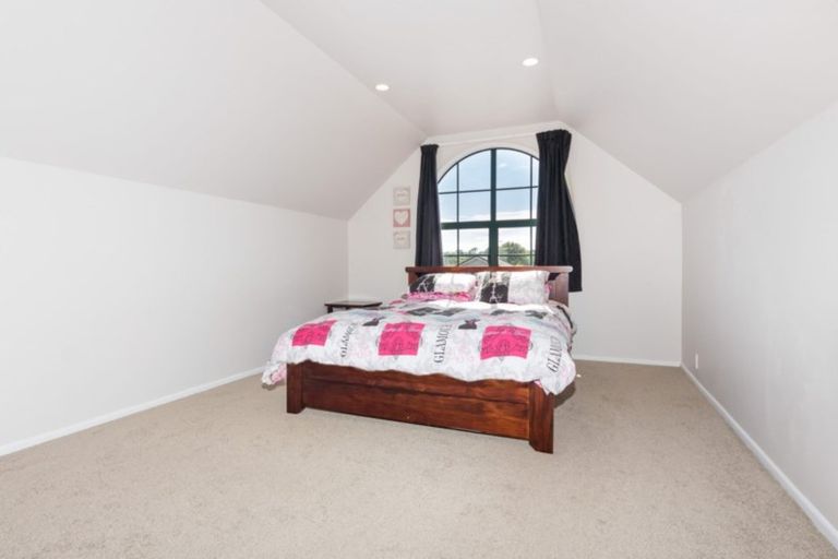 Photo of property in 3 Crannog Fen, Wattle Downs, Auckland, 2103