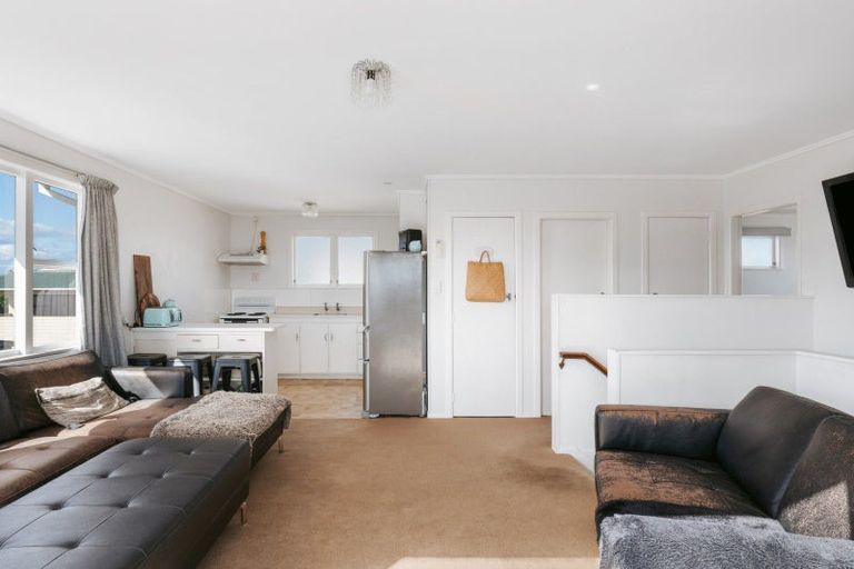 Photo of property in 22 Karewa Parade, Papamoa Beach, Papamoa, 3118