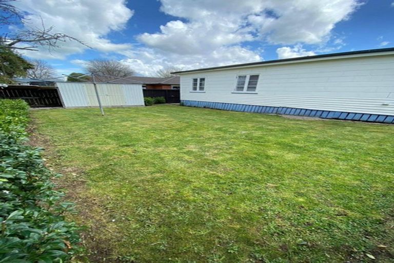 Photo of property in 224 Shakespeare Street, Leamington, Cambridge, 3432