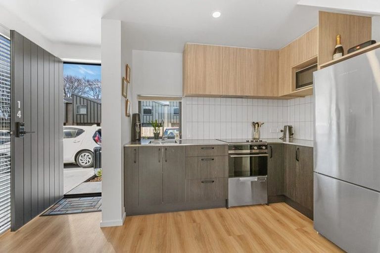 Photo of property in 14 Dallas Lane, Caversham, Dunedin, 9012