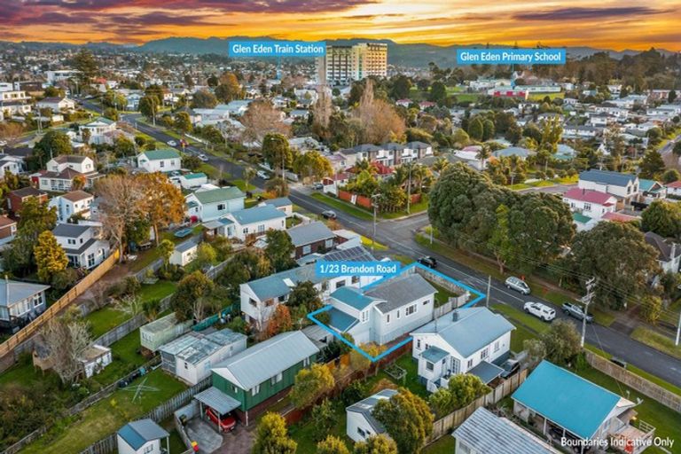 Photo of property in 1/23 Brandon Road, Glen Eden, Auckland, 0602
