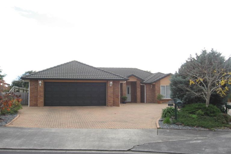 Photo of property in 20 Flora Place, Wattle Downs, Auckland, 2103