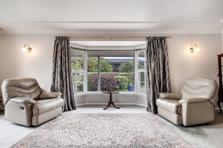 Photo of property in 17 Rutherglen Avenue, Ilam, Christchurch, 8041