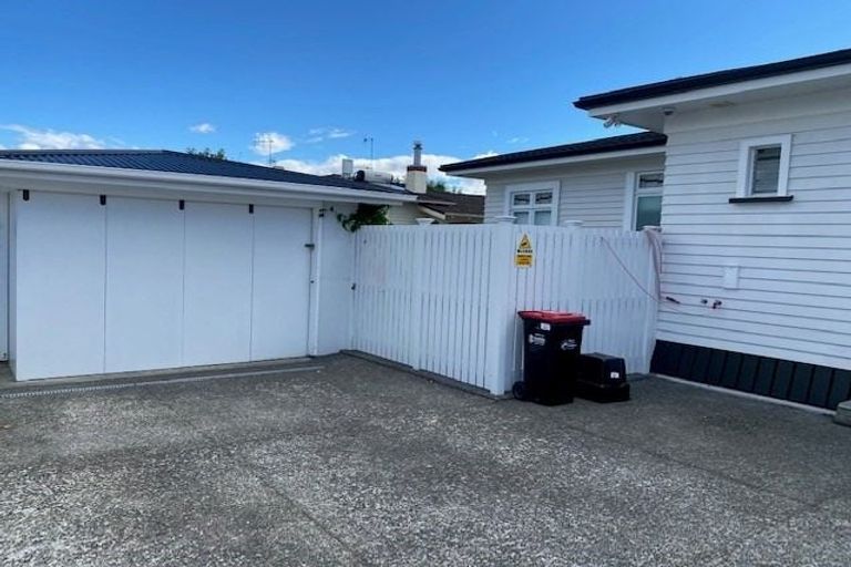 Photo of property in 18 Higgins Street, Marewa, Napier, 4110