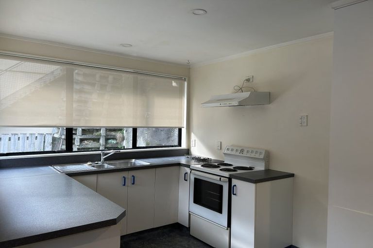 Photo of property in 20 Melrose Road, Island Bay, Wellington, 6023