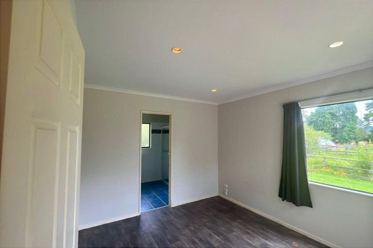 Photo of property in 220 Popes Road, Takanini, 2105