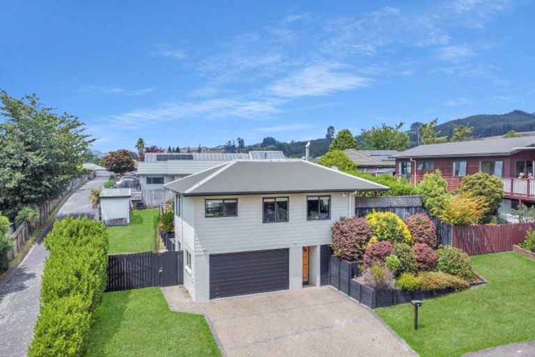 Photo of property in 57 Blomfield Street, Pukehangi, Rotorua, 3015