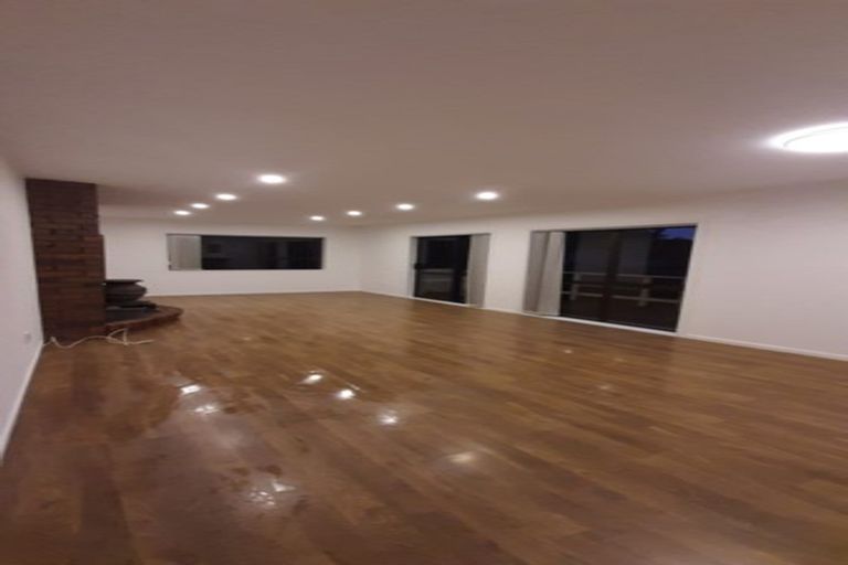 Photo of property in 43 Chequers Avenue, Glenfield, Auckland, 0629