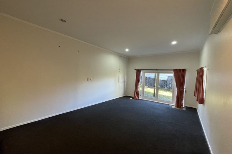 Photo of property in 24 Cassino Street, Bayswater, Auckland, 0622