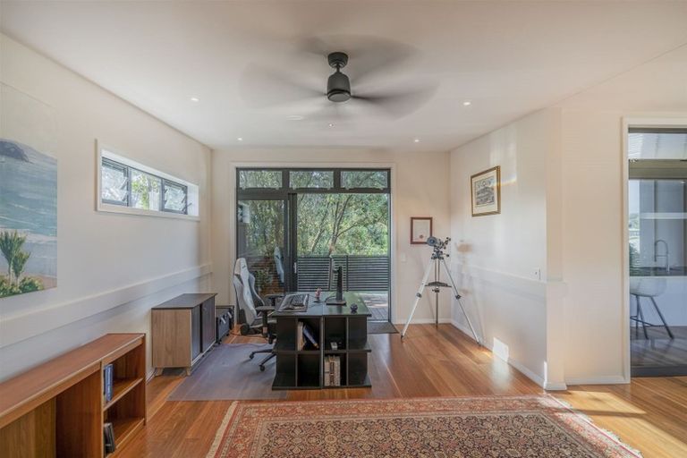 Photo of property in 9 Oyster Drive, Cooks Beach, Whitianga, 3591