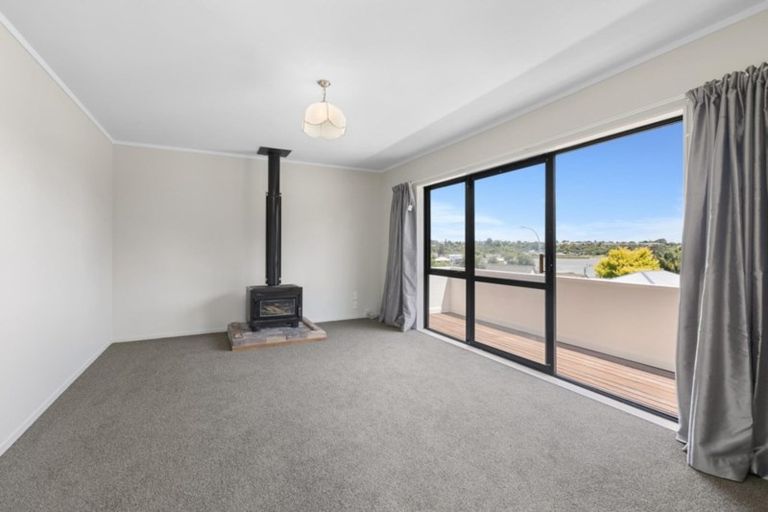 Photo of property in 70 James Cook Drive, Welcome Bay, Tauranga, 3112
