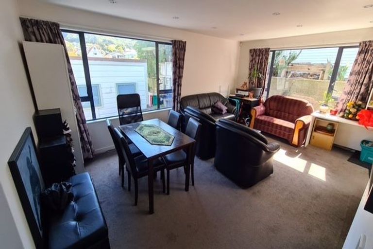 Photo of property in 18b Tamar Street, Island Bay, Wellington, 6023