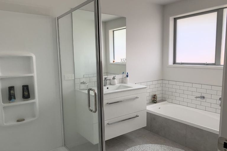 Photo of property in 553 Grenada Street, Papamoa Beach, Papamoa, 3118