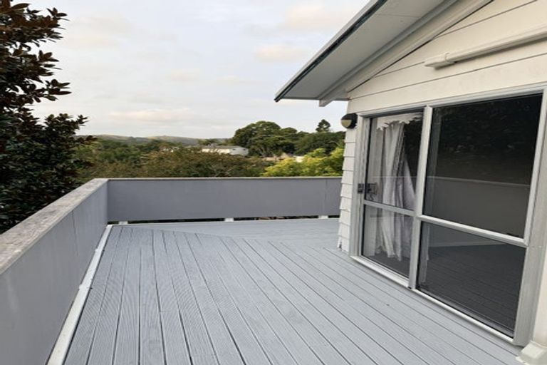 Photo of property in 21 William Hadlow Place, Hatfields Beach, Orewa, 0931