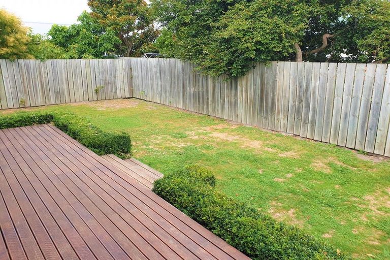 Photo of property in 203 Frimley Avenue, Frimley, Hastings, 4120