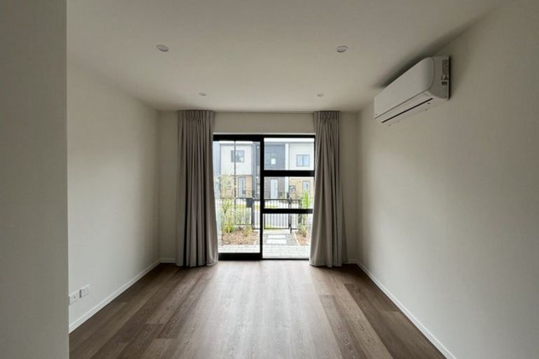 Photo of property in 6 Selo Street, Glen Eden, Auckland, 0602