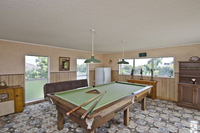 Photo of property in 1228 Papamoa Beach Road, Papamoa Beach, Papamoa, 3118