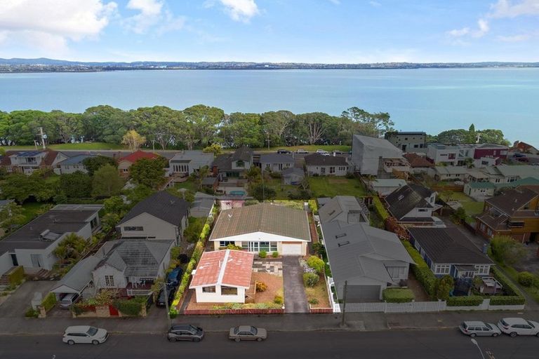 Photo of property in 452 Point Chevalier Road, Point Chevalier, Auckland, 1022