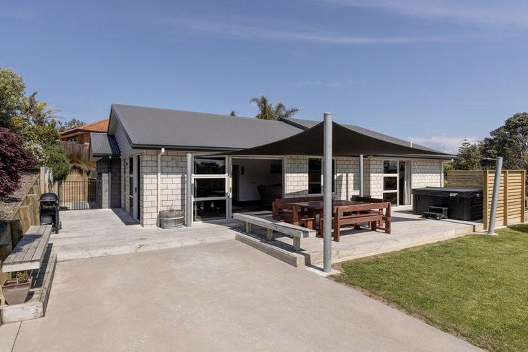 Photo of property in 20 Fishermans Drive, Coastlands, Whakatane, 3120