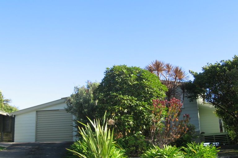Photo of property in 28 Lagden Street, Camborne, Porirua, 5026