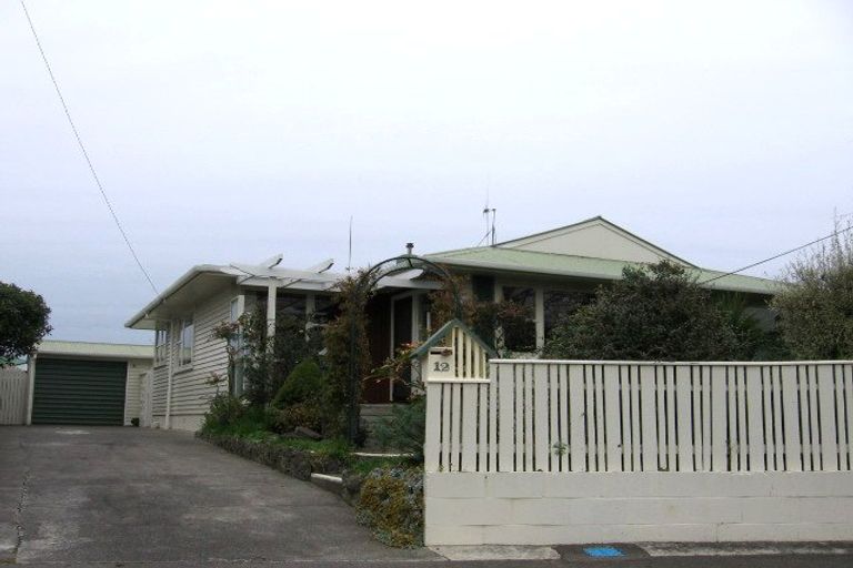 Photo of property in 12 Fox Place, Cloverlea, Palmerston North, 4412