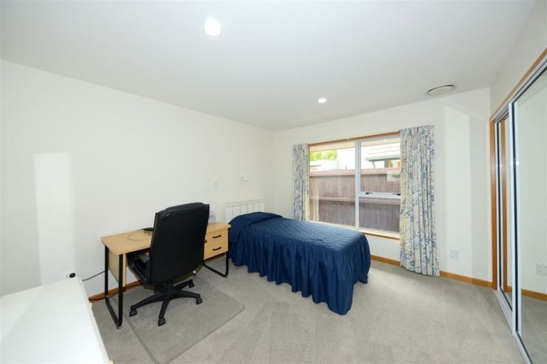 Photo of property in 3 Althorp Place, Avonhead, Christchurch, 8042