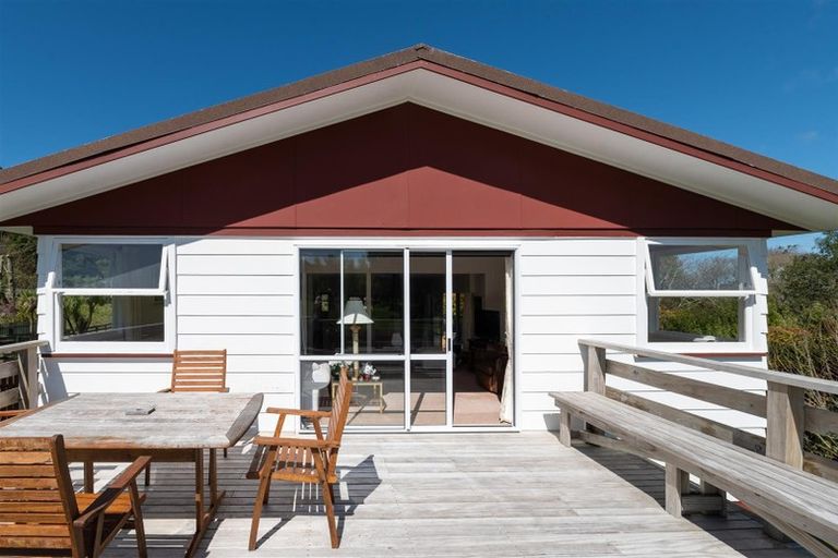 Photo of property in 27 Unsworth Road, Hamurana, Rotorua, 3097