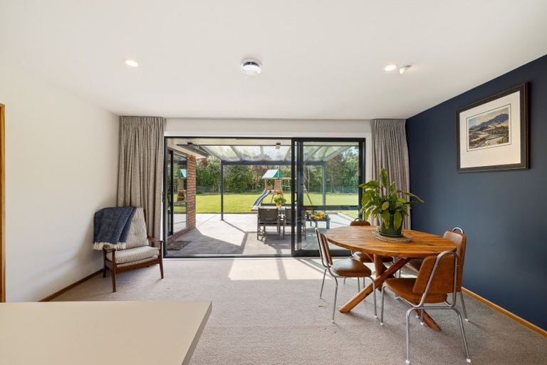 Photo of property in 4 Cedar Place, Amberley, 7410