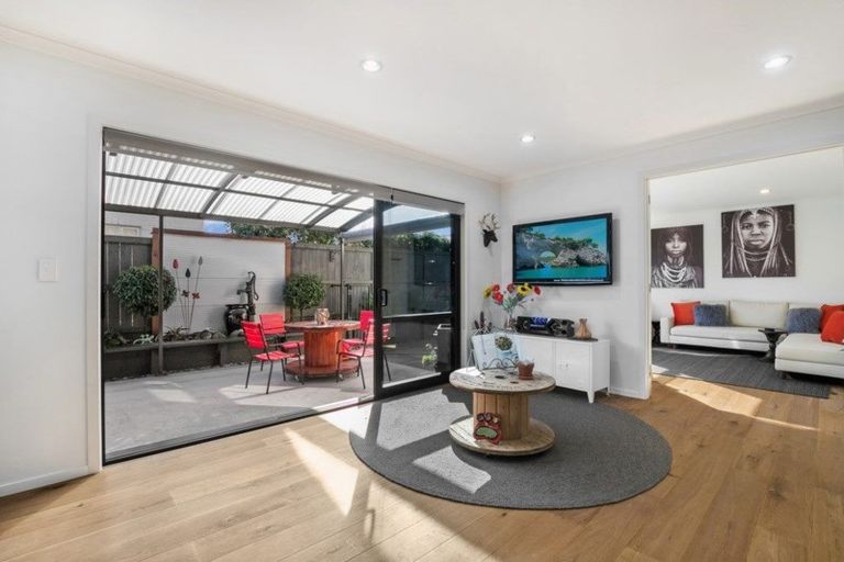 Photo of property in 330 Harbourside Drive, Karaka, Papakura, 2113