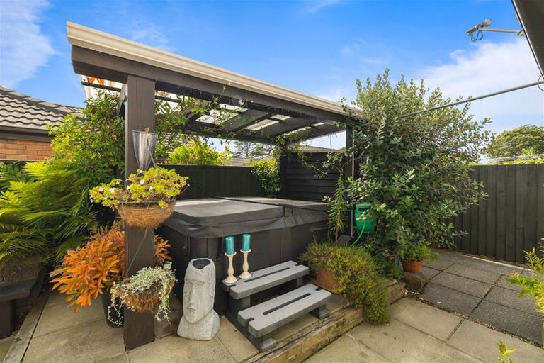 Photo of property in 2 Fadges Lane, Bryndwr, Christchurch, 8053