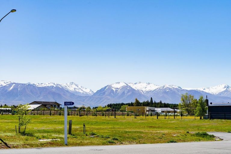 Photo of property in 32a Temple Drive, Twizel, 7901