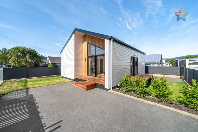 Photo of property in 24a Fraser Crescent, Elderslea, Upper Hutt, 5018