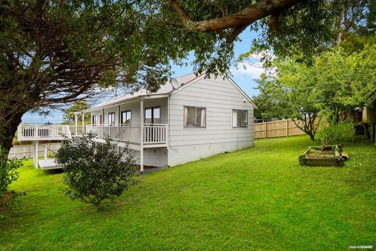 Photo of property in 48 West Harbour Drive, West Harbour, Auckland, 0618