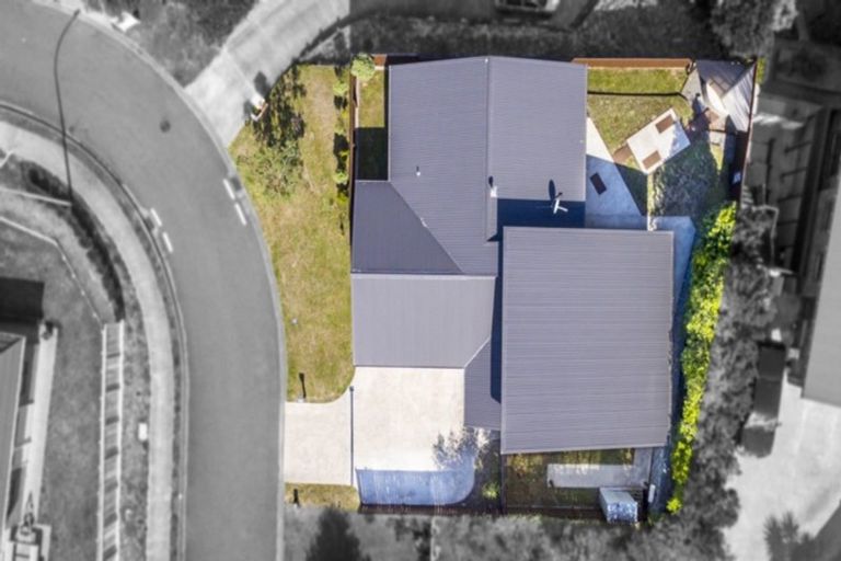 Photo of property in 4 Ronald Scott Grove, Riverstone Terraces, Upper Hutt, 5018