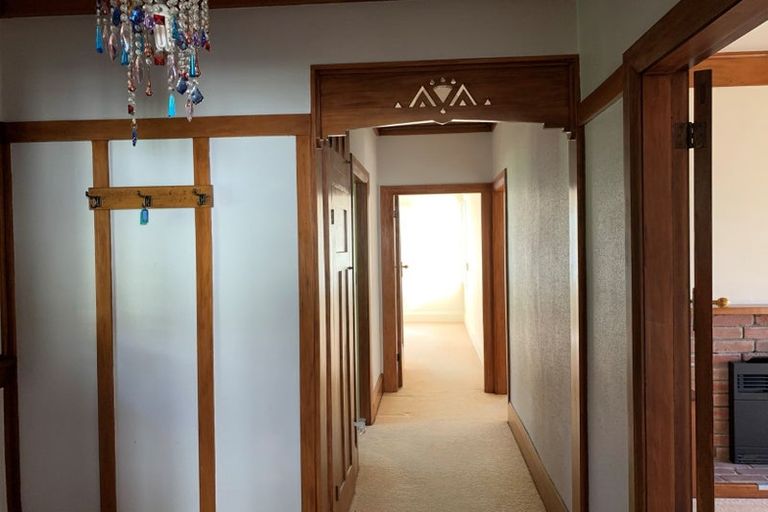 Photo of property in 22 Ruakiwi Road, Hamilton Lake, Hamilton, 3204