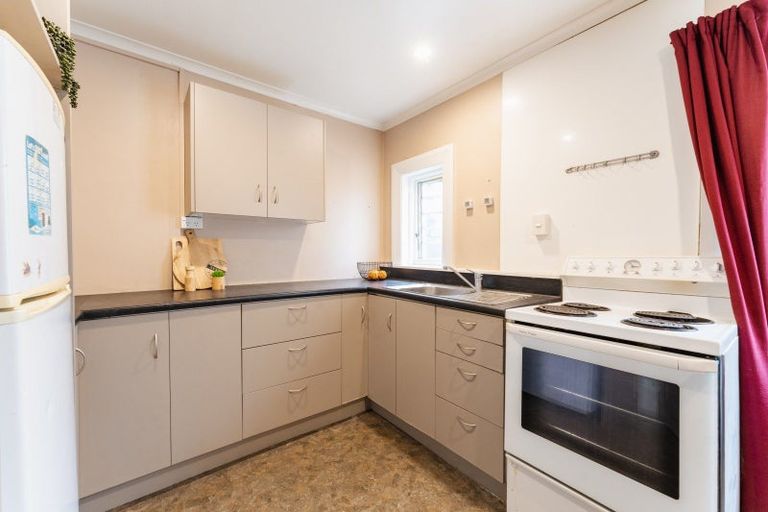 Photo of property in 10 Cashel Street, South Dunedin, Dunedin, 9012