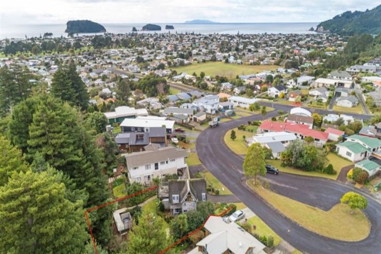 Photo of property in 117 Chevron Crescent, Whangamata, 3620