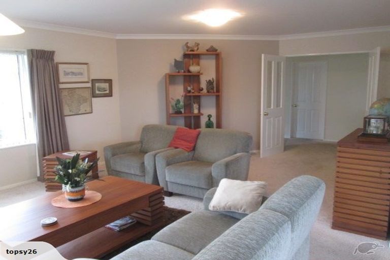 Photo of property in 2 Belmont Rise, Katikati, 3129