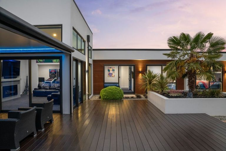 Photo of property in 128 Tosswill Road, Prebbleton, 7604