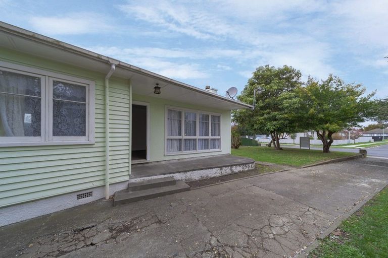 Photo of property in 10 Darwin Crescent, Maraenui, Napier, 4110
