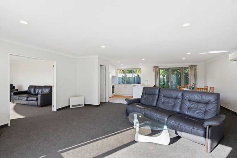 Photo of property in 51 Milne Drive, Paraparaumu, 5032