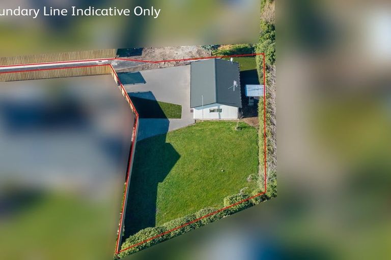 Photo of property in 19 Kirrin Lane, West Melton, 7618