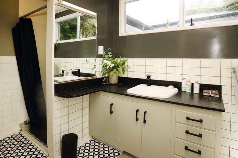 Photo of property in 147 Marama Avenue North, Otatara, Invercargill, 9879