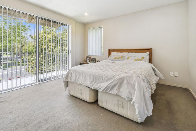 Photo of property in 192 Porchester Road, Takanini, 2112