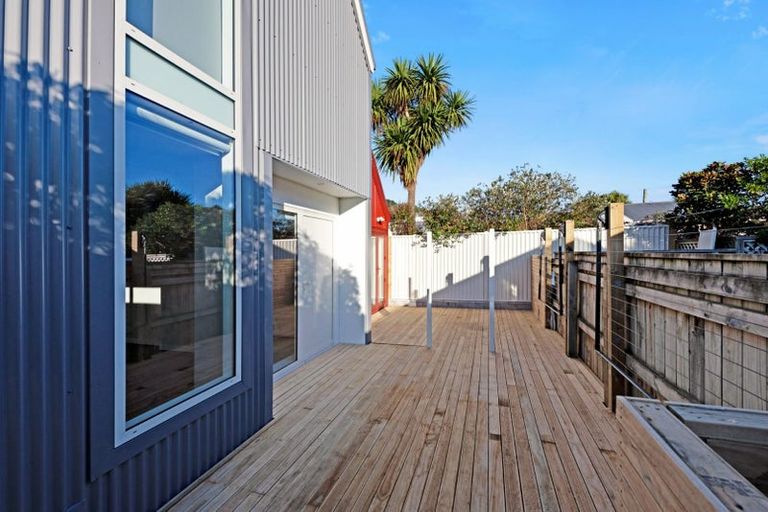 Photo of property in 90 Owen Street, Newtown, Wellington, 6021