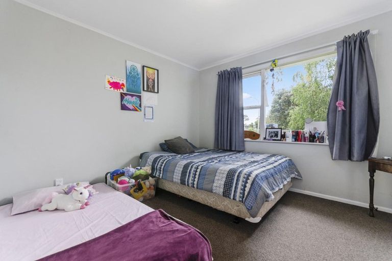 Photo of property in 24 Ronald Place, Manurewa, Auckland, 2102